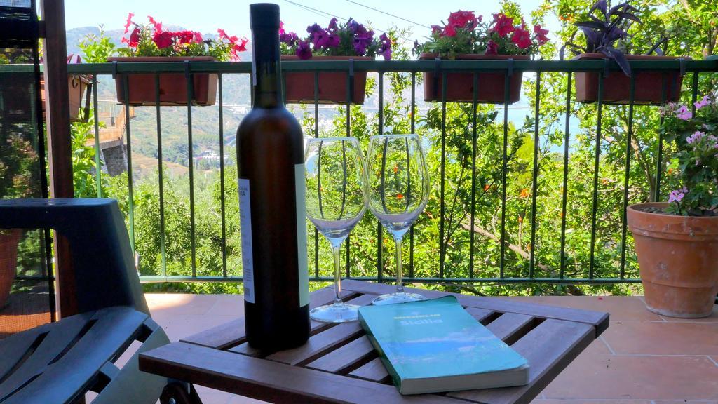 La Via Del Mare Bed & Breakfast Taormina Exterior foto