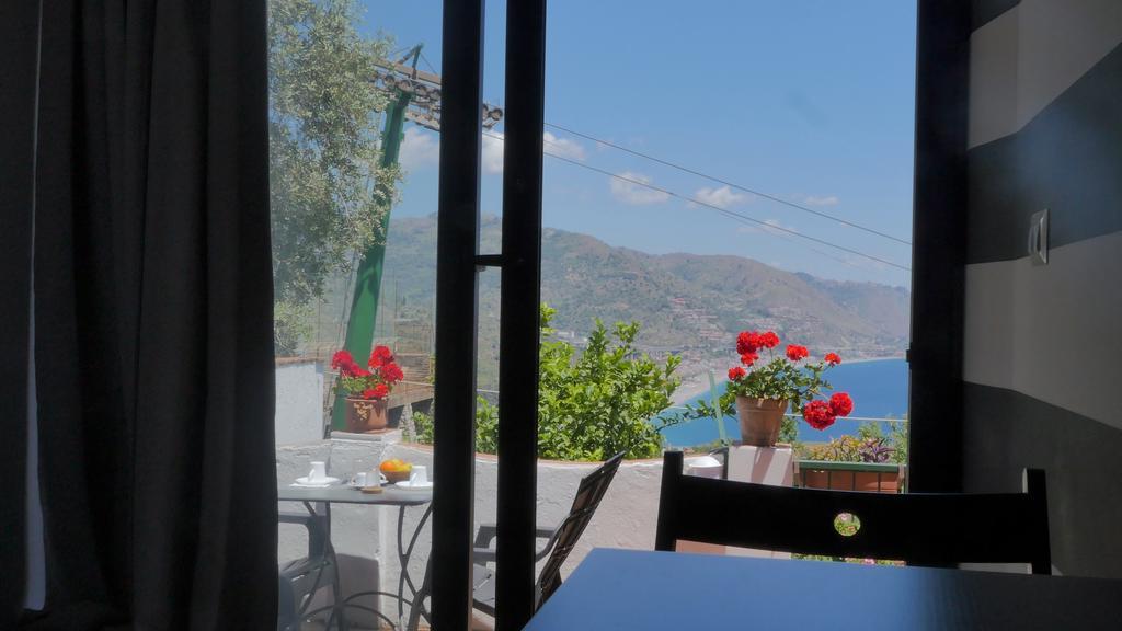 La Via Del Mare Bed & Breakfast Taormina Exterior foto